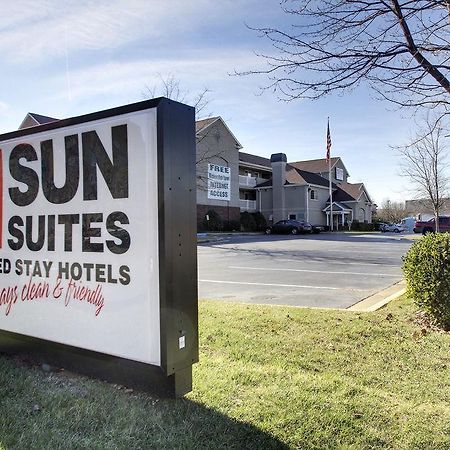 Intown Suites Extended Stay Greensboro Nc - Lanada Экстерьер фото